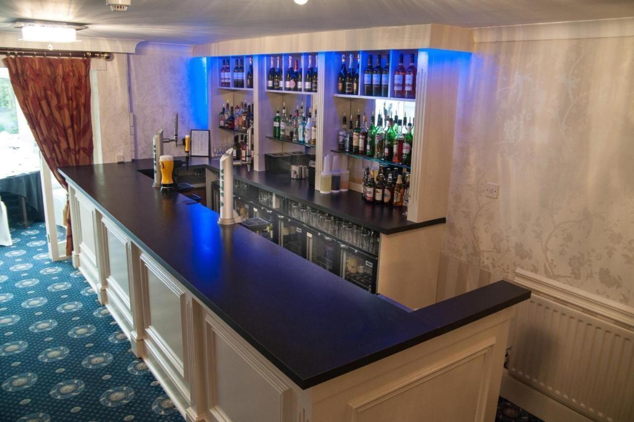 The Grove House Hotel Уолъси Екстериор снимка