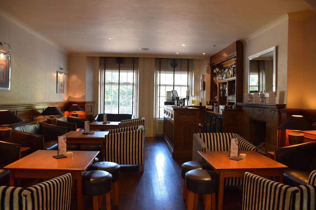 The Grove House Hotel Уолъси Екстериор снимка